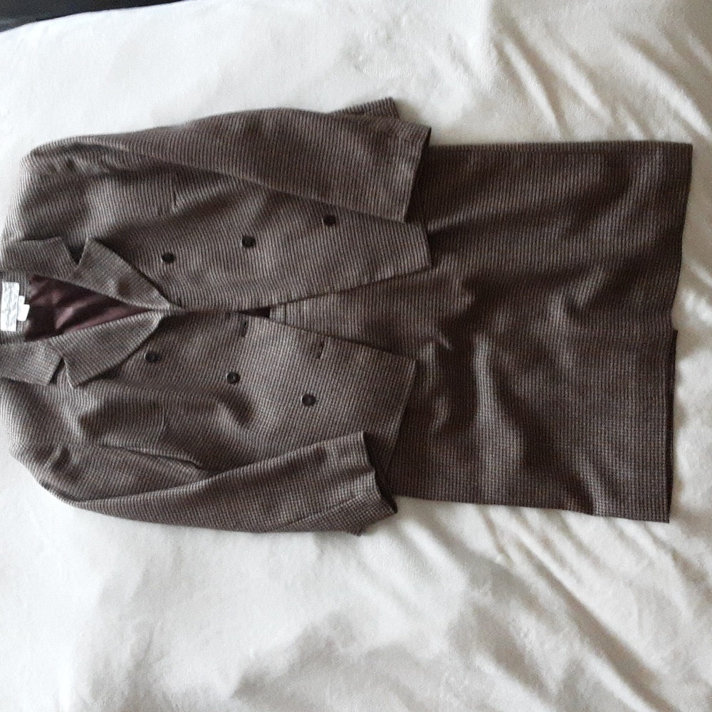 Jacket and matching skirt